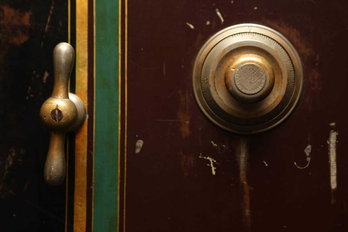safe locksmith in arizona