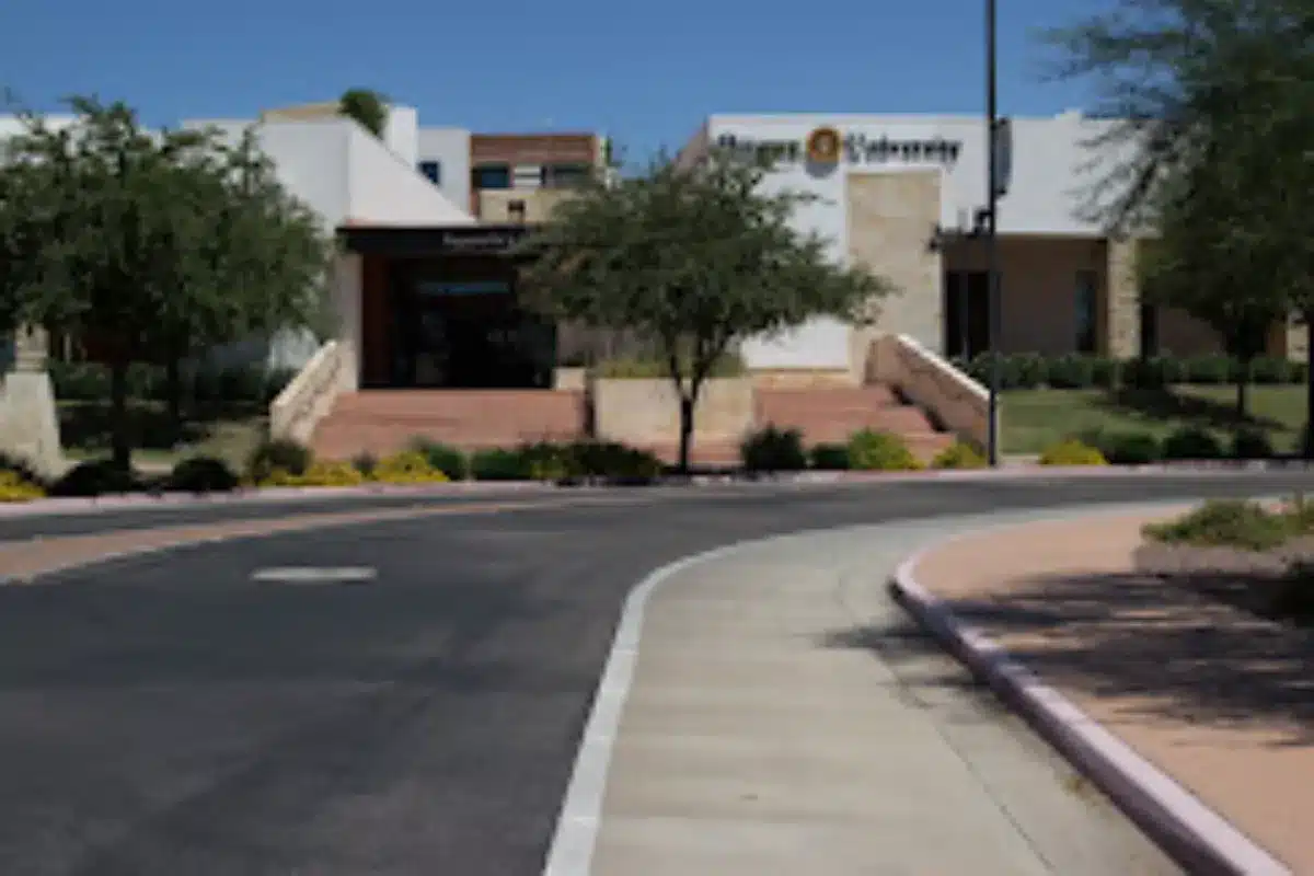 Ottawa University Arizona (OUAZ)